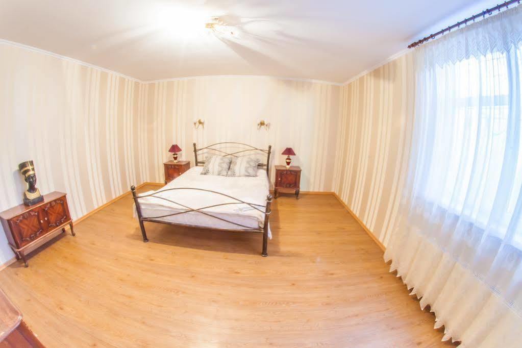 Apartments Kamanina Street Odesa Exterior photo