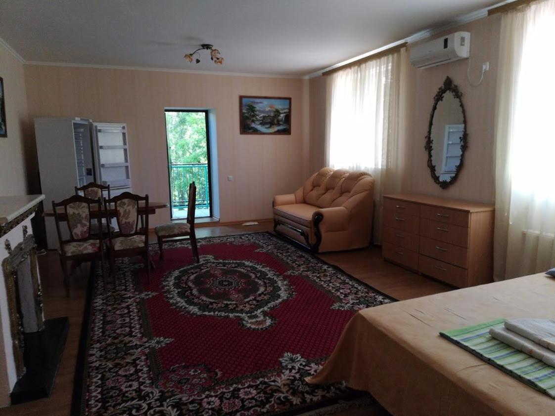 Apartments Kamanina Street Odesa Exterior photo